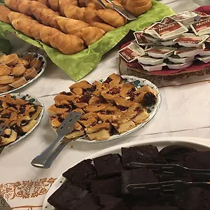 Claudia Отель